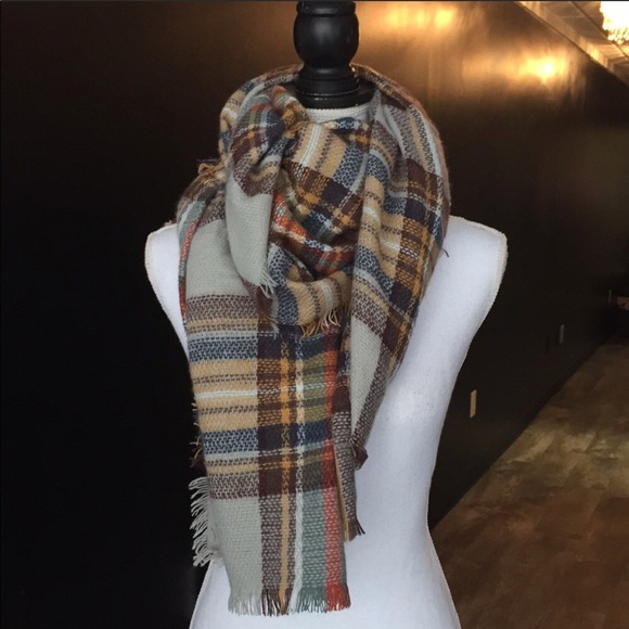 Fall scarf or blanket wrap plaid altard state nwt - Picture 2 of 3